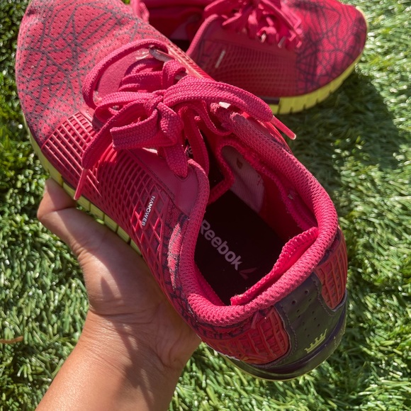 EUC REEBOK Women Running Shoe | Size 8 - Picture 4 of 5